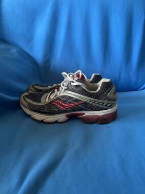 Saucony ProGrid Triumph Running Shoes Women's 8.5